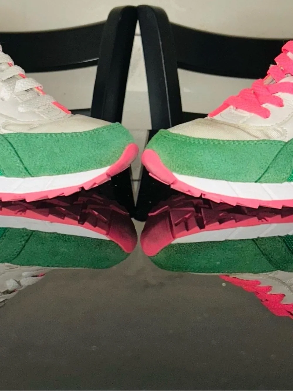 Saucony colorful women’s
